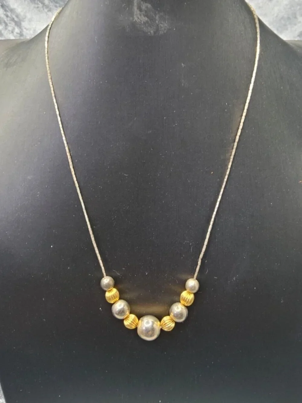 vintage gold and silver tone round metal bead piama style chain necklace